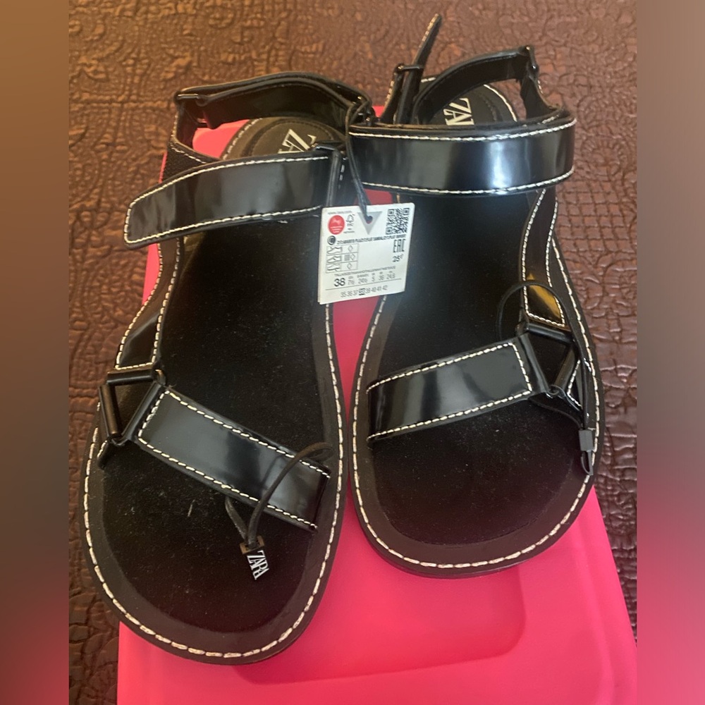 Zara sandals! NWT! Size 38